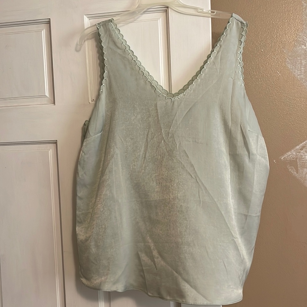 Women’s sleeveless blouse